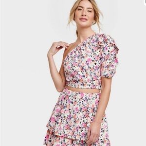One-Shoulder Floral Crop Top - Pink Floral